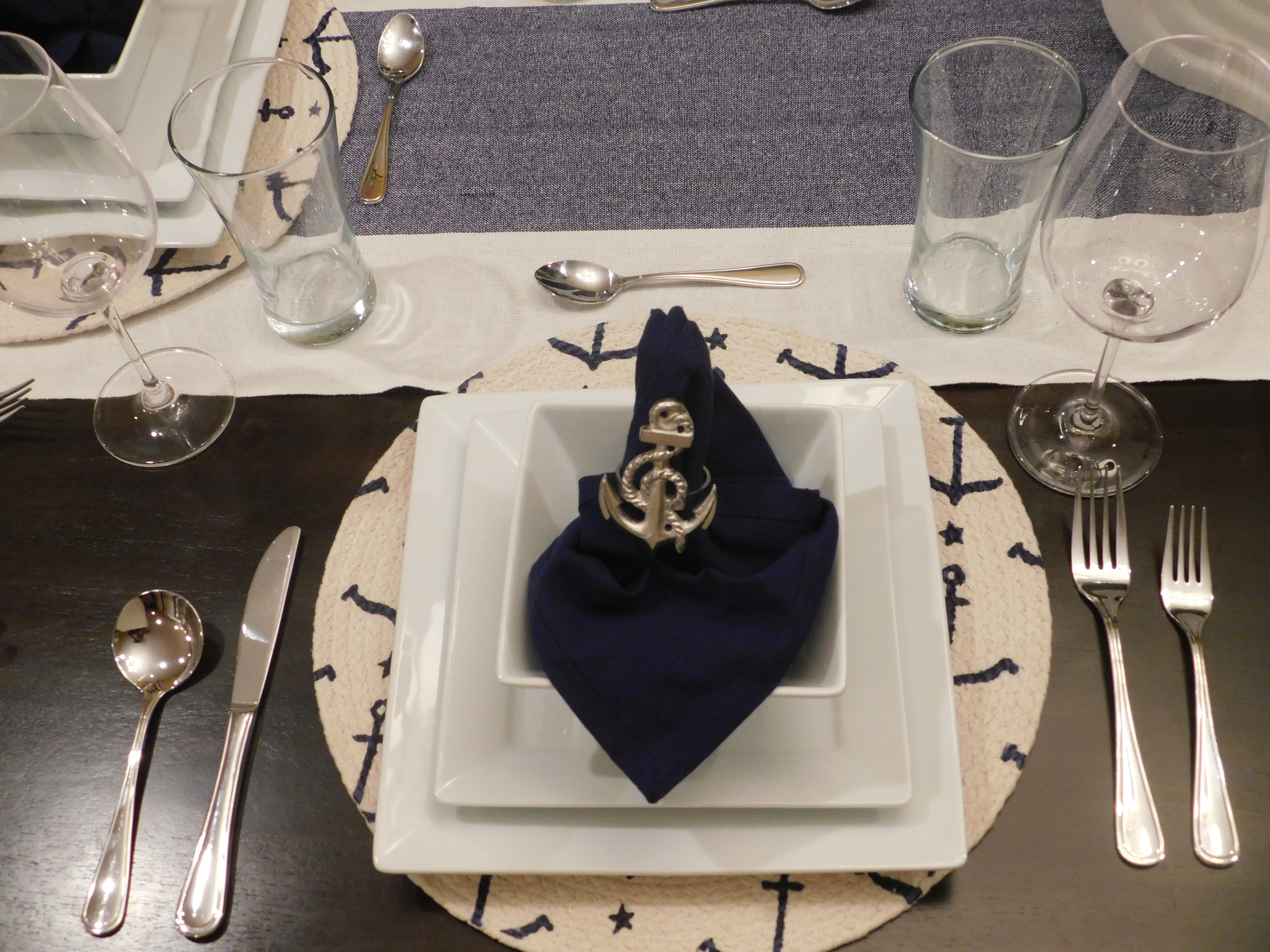 Setting Your Dinner Table In 6 Easy Steps!