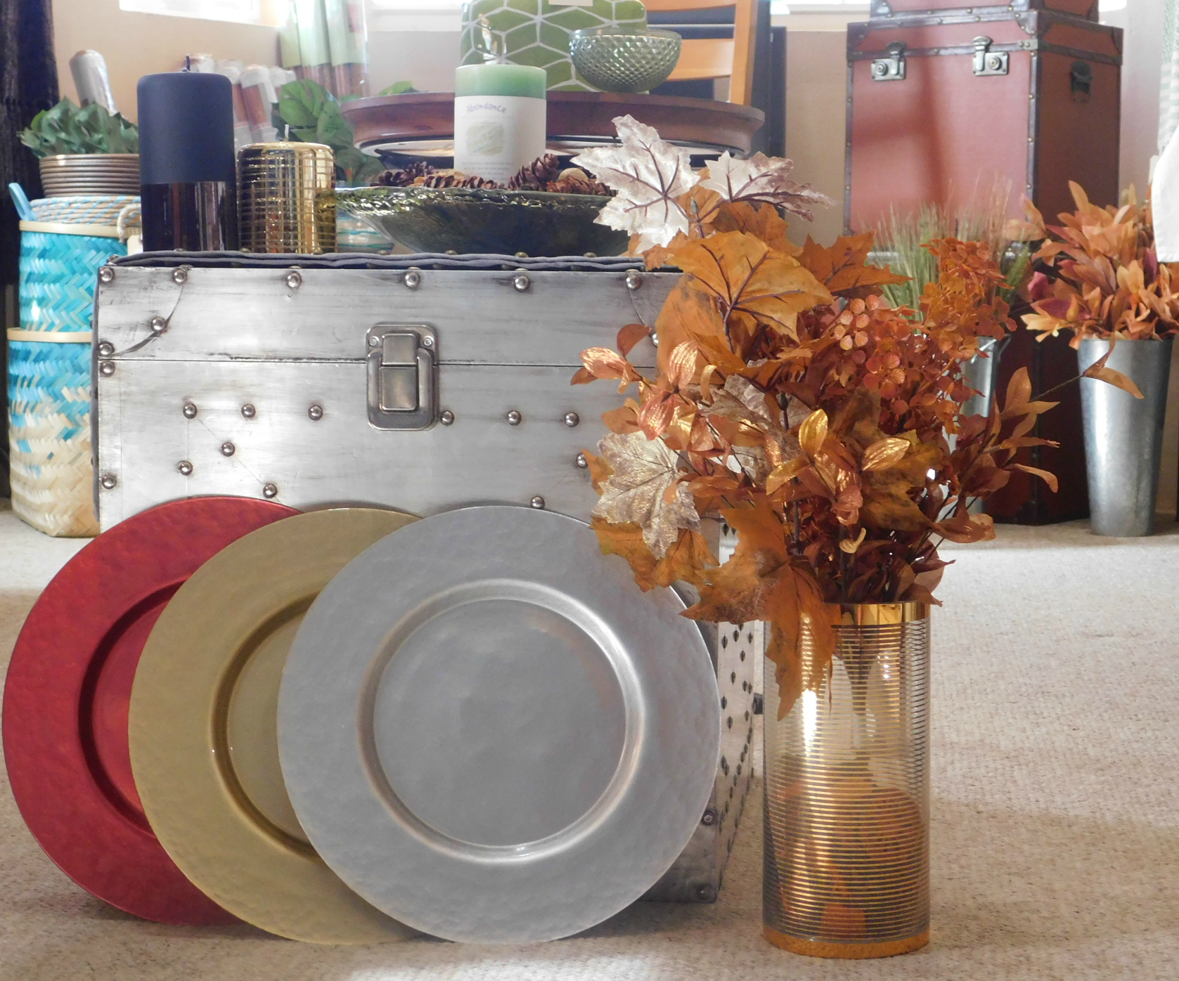 Charger plates, to be or not to be?